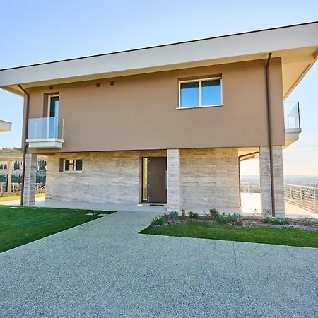 Aureva Tuscany, Modern With Private Pool * 몬텔루포피오렌티노