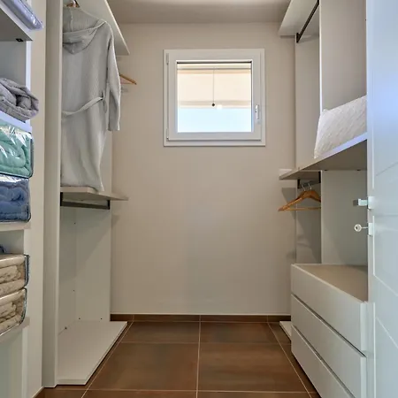 Aureva Tuscany, Modern With Private Pool 몬텔루포피오렌티노