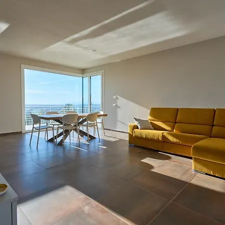 Aureva Tuscany, Modern With Private Pool * 몬텔루포피오렌티노