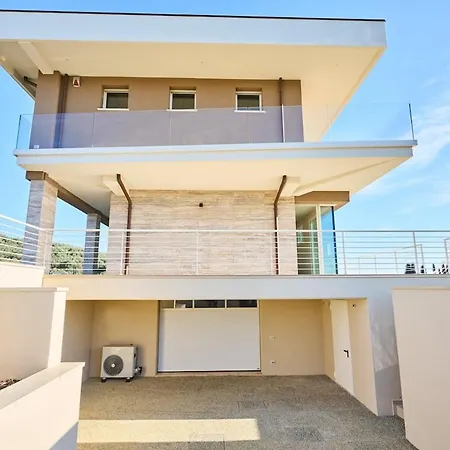 Aureva Tuscany, Modern With Private Pool 빌라